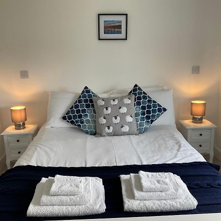 Tomax Garden Cabin Free Parking 因弗内斯 外观 照片